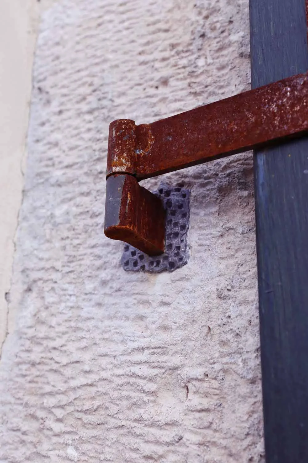 Reed-canopied terrace with director's chair