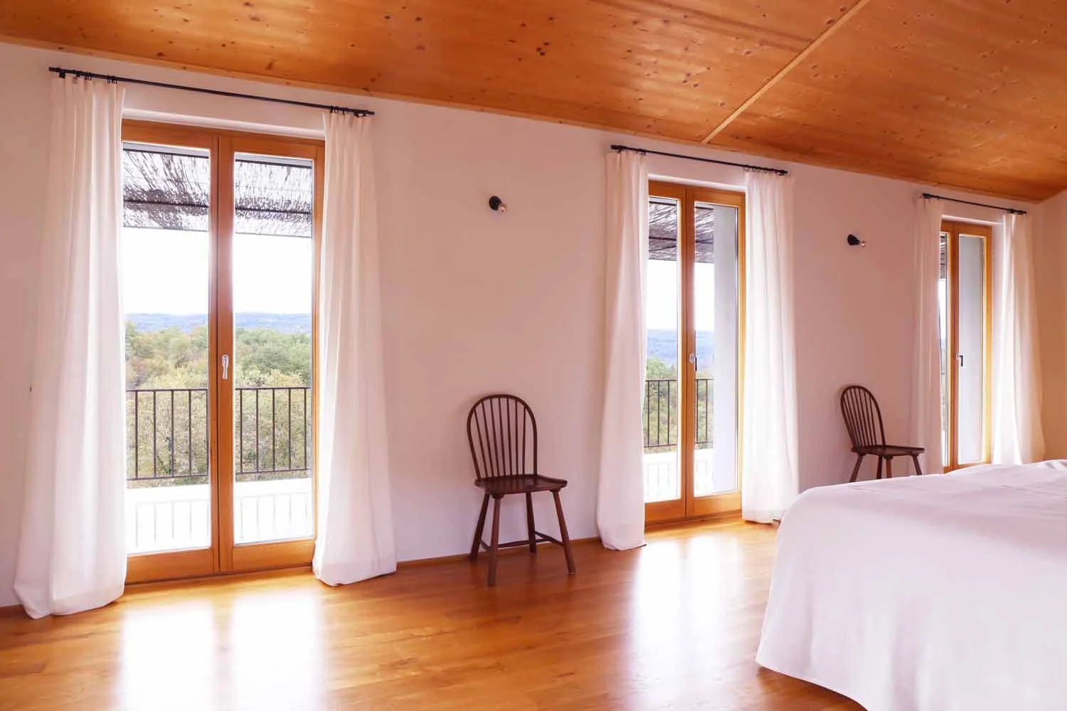 Generous fireplace with glass front in the living room